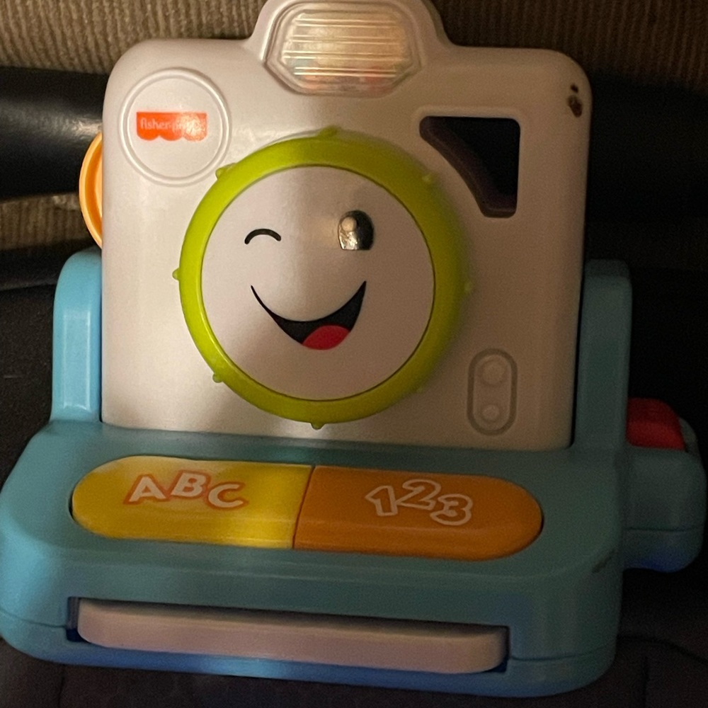 Fisher price click and learn camera